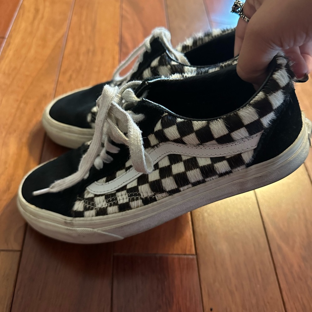 Vans - Picture 3 of 3
